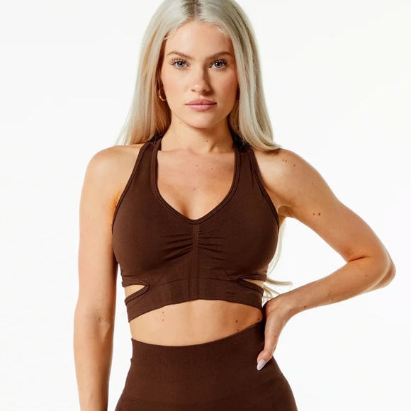 NWOT Alphalete Stratus Bra Rich Brown - Picture 1 of 2